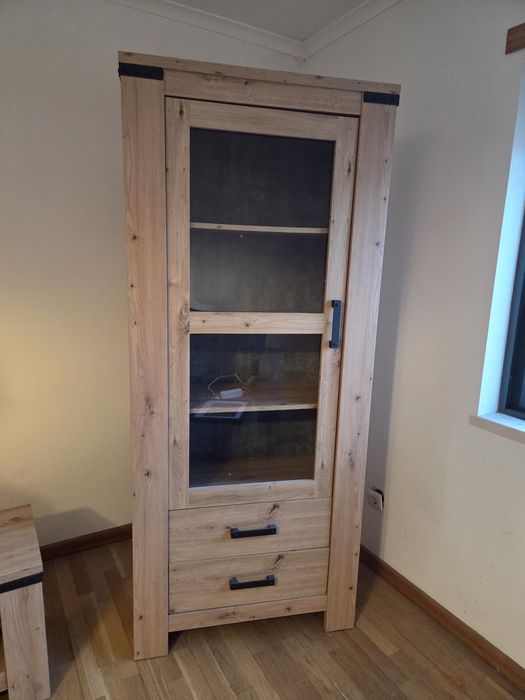 Vitrine Alta  Linha  Columbus (Conforama)