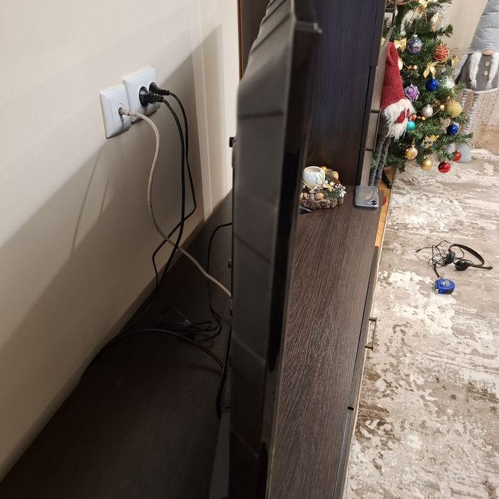 Телевізор LED ELENBERG 48