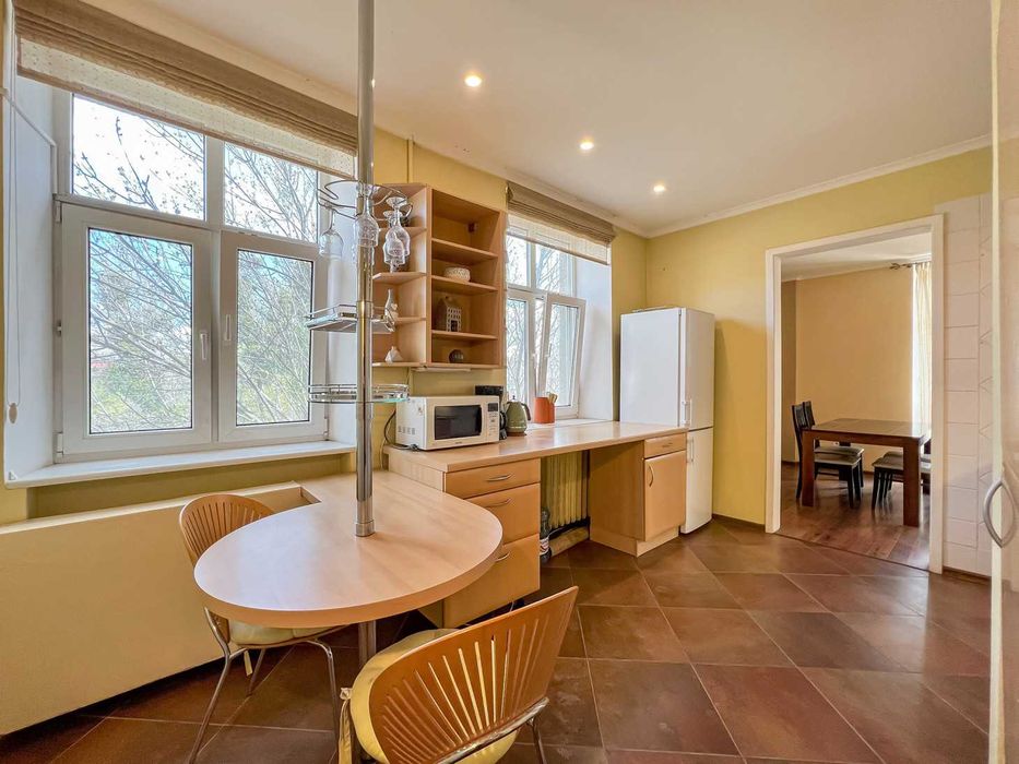 Продаж 3к квартири в Києві, Богомольця вул., 7/14 Без комісії