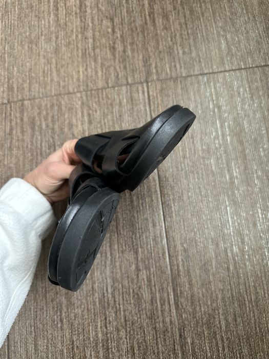 Сандалі Clarks 42 р шкіра(маломірять на 40 розмір)  26 см устілка