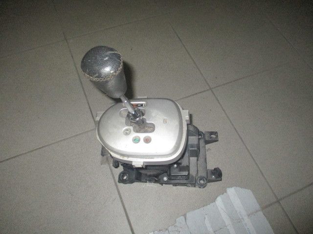 Seletor caixa velocidades TOYOTA Yaris (_P9_)