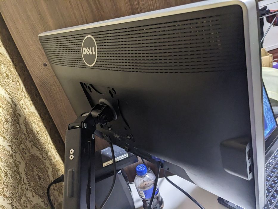 Монитор Dell U2312Hmt