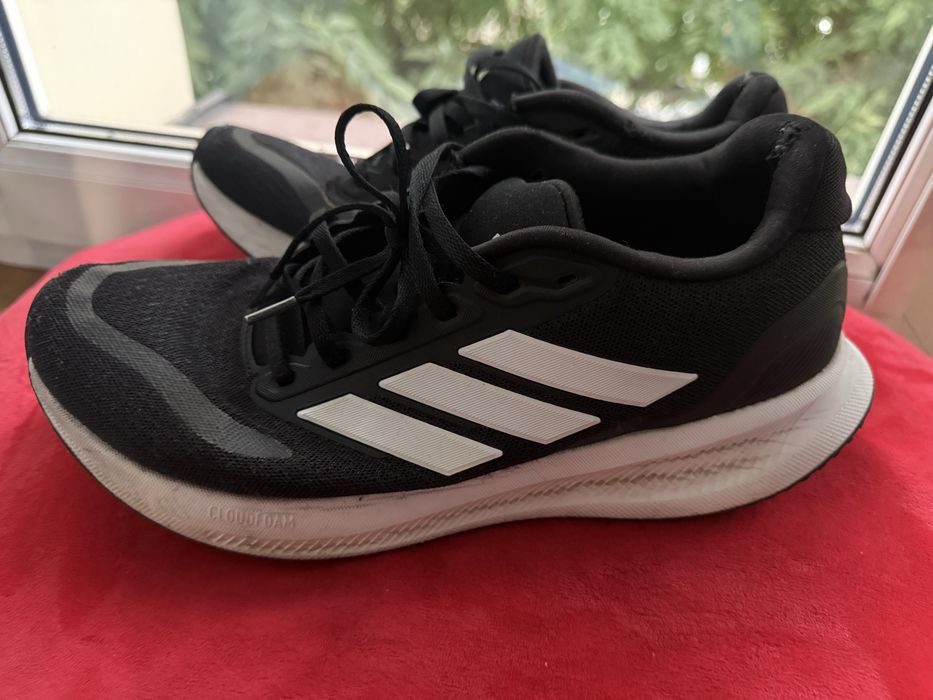Adidssy 42/5, stan dobry