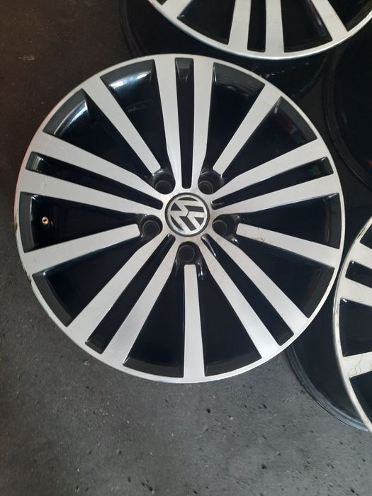 (022) Felgi 17" 5x112 ET 47 7,5j - Volkswagen