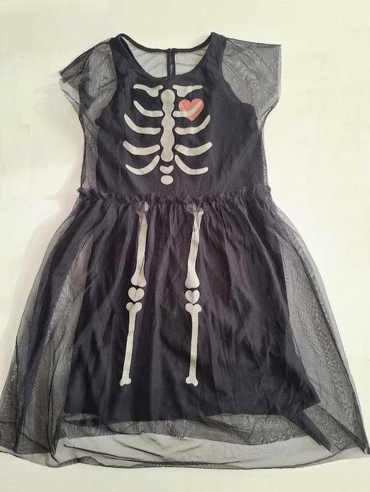 Vestido H&M de esqueleto Halloween para 8-9 anos (134cm)