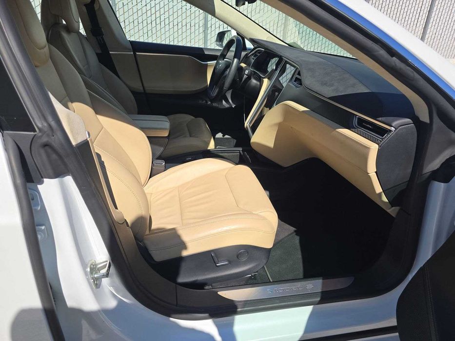 2017 Tesla Model S 75D