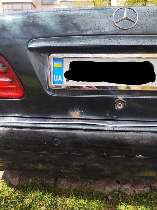 Продам Мерседес Е240