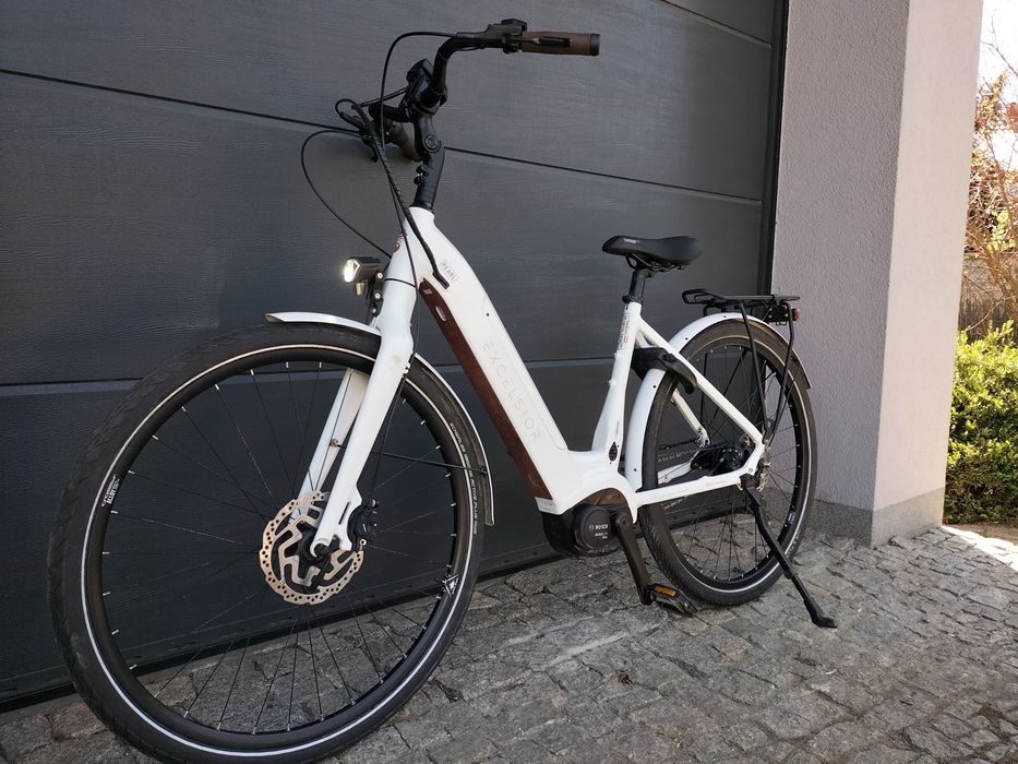 Rower elektryczny  Excelsior Bosch 2022 rok rezerwacja