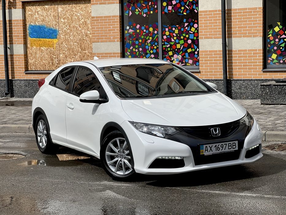 Honda Civic 2012 1.8 avtomat. Official