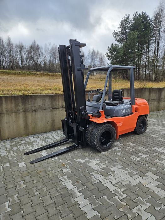 Wózek widłowy toyota 7fd40 4t terenowy 7fd45 4.5t