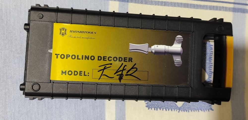 Ferramenta de abertura de fechaduras