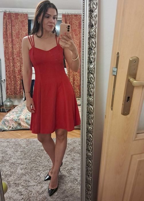Czerwona sukienka rozm. M