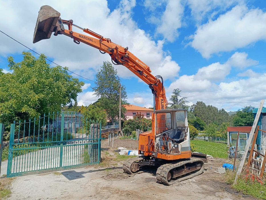 Giratória Hitachi EX50UR 5.5t com IVA