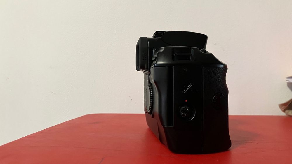 Câmera fotográfica Canon EOS 5