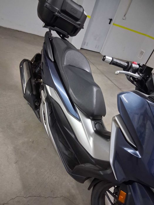 Honda forza 300 como nova