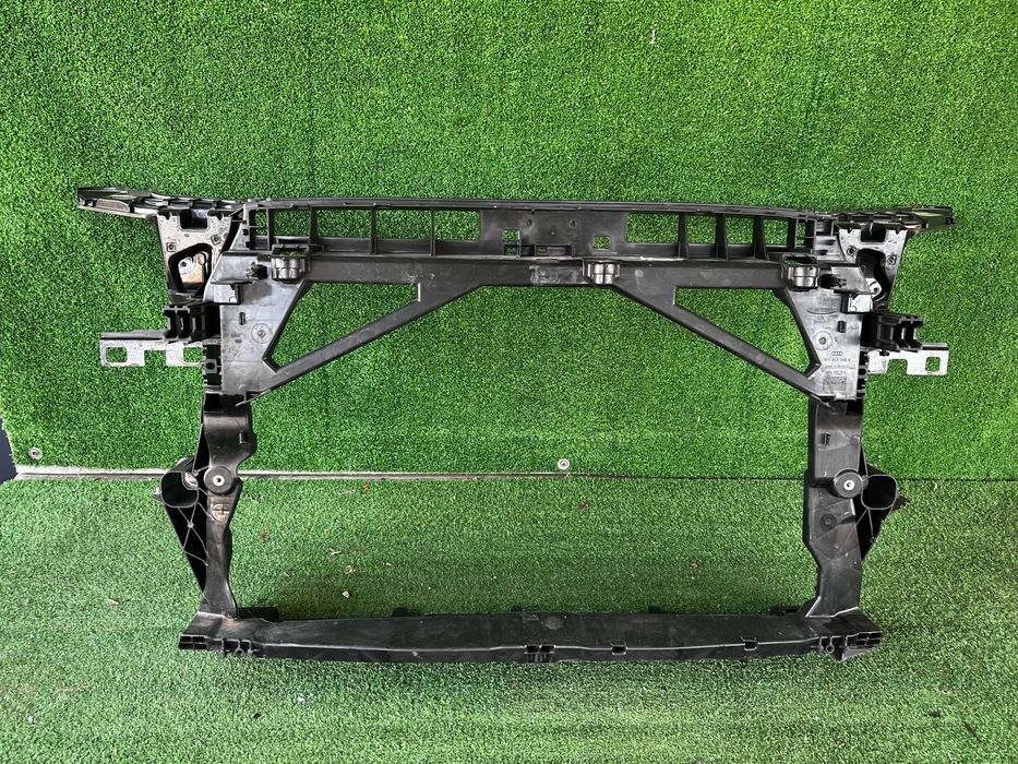 Audi RS3 8Y0 wzmocnienie czołowe