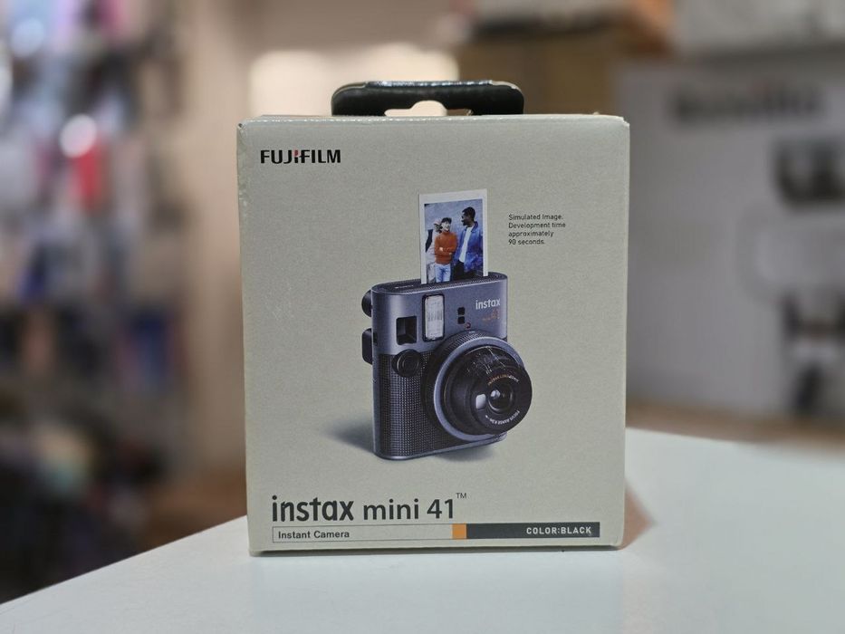 Фотокамера миттєвого друку Fujifilm INSTAX Mini 41 Black