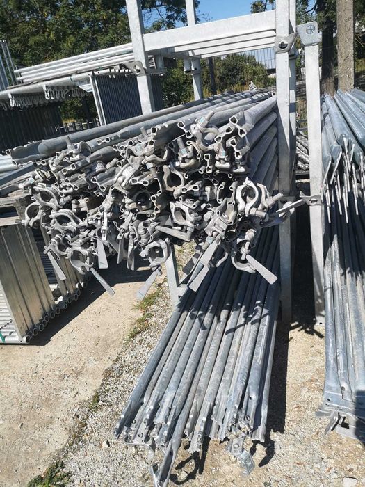 Lekkie aluminiowe rusztowanie Baumann 6,3X12,28=77m2 podesty 3,07m