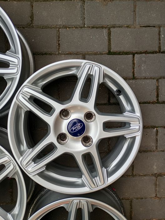 Alufelgi Ford Fiesta mk7 r15 4x108