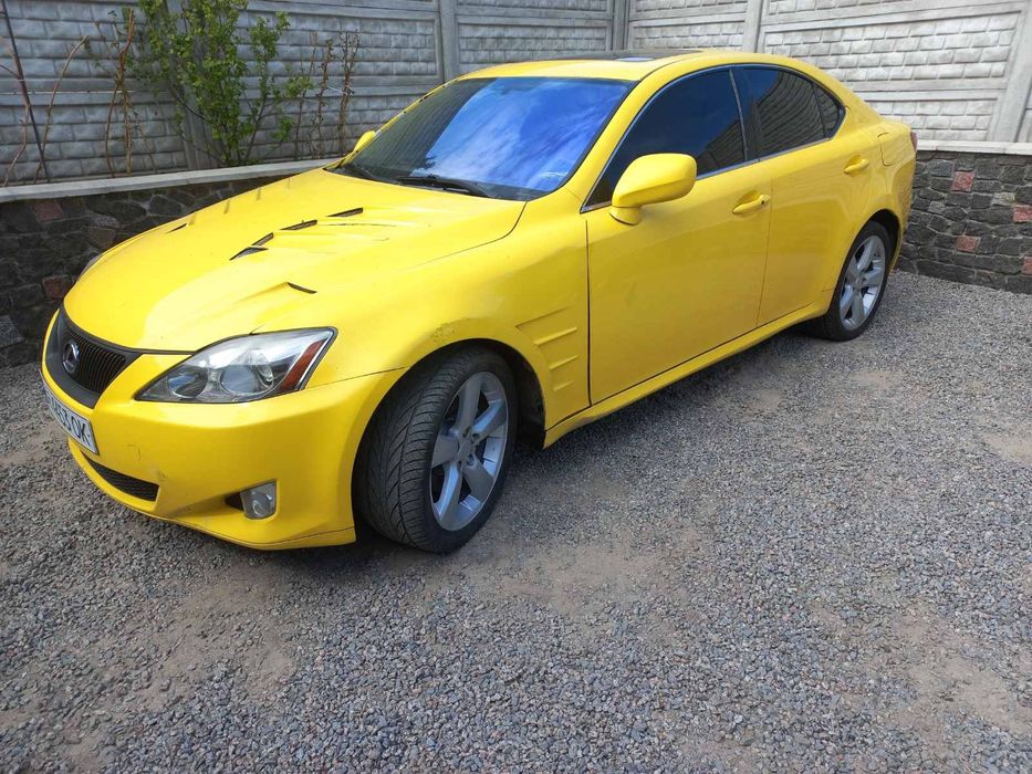 Lexus is250 4x4 avtomat