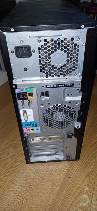 Komputer stacjonarny HP Z240