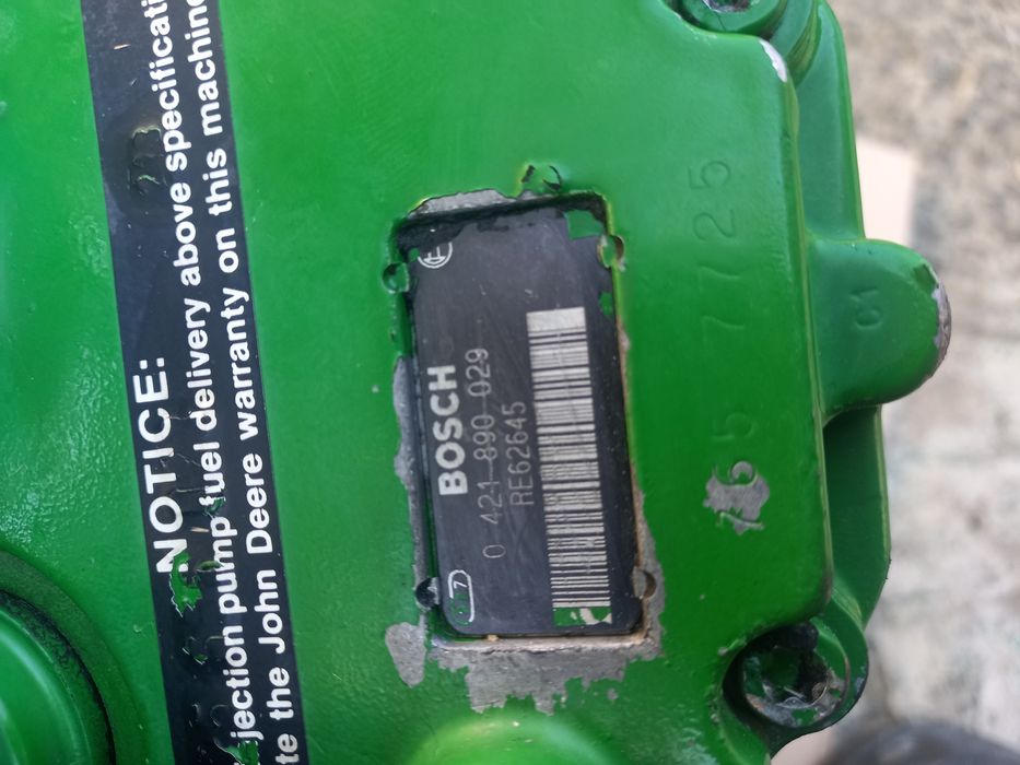 RE62645 паливний насос John Deere (Джон Дір).