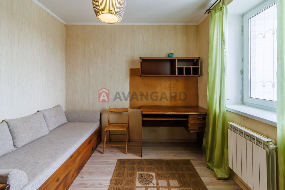 Продається квартира 121,8 кв.м Буча, Ірпінь, своє паркомісце