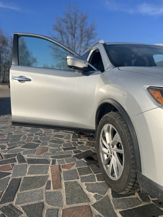 Nissan rogue 2014