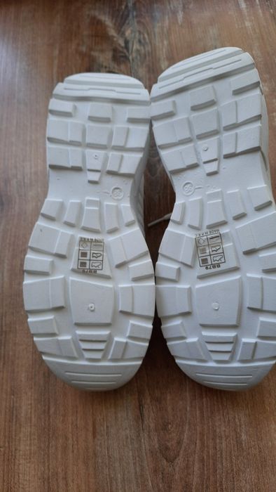 Buty - sportowe , nowe