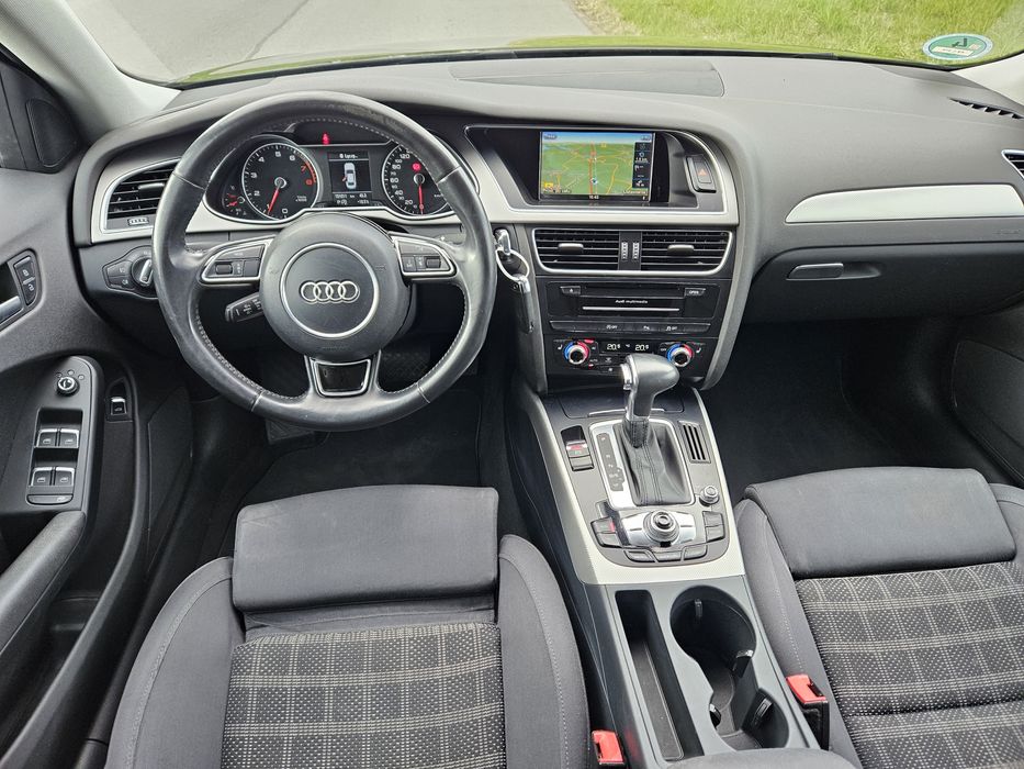 Audi A4 B8 Lift S-Line Bogata Wersja Niski Przebieg Super Stan