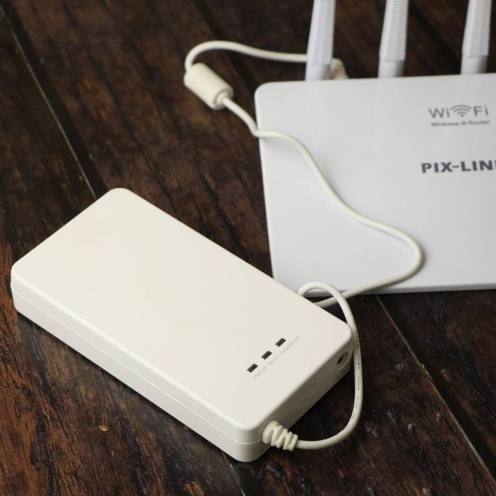 Резервне живлення для роутера / GPON – BBU15-DT (як новий). Працює від батарейок АА – не бійтесь блекаутів!