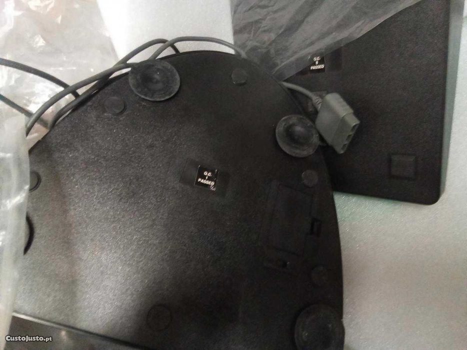 Volante e pedais originais da PlayStation  1