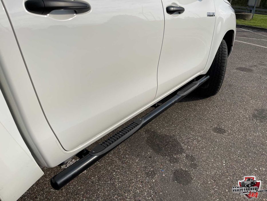 Orurowanie boczne TOYOTA HILUX, rury, progi