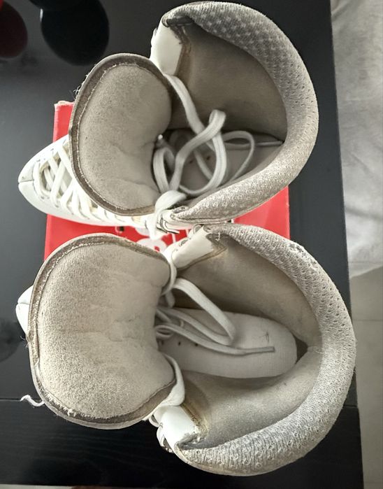 Edea Ritmo 235 chassis mistral