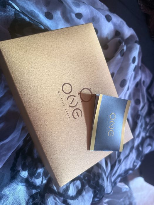 Relogio the one dourado