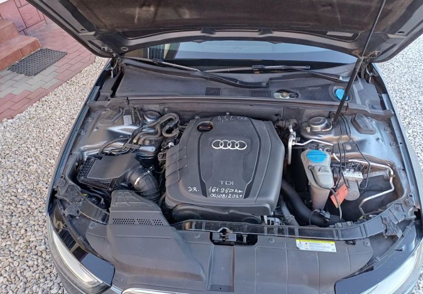 Audi A4 Avant 2012 дизель 2.0 TDI (143к/с) механіка