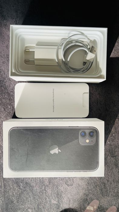Продам Iphone 11