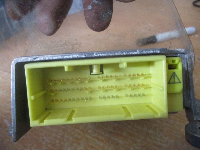 Centralina airbag TOYOTA Avensis Wagon (_T25_)