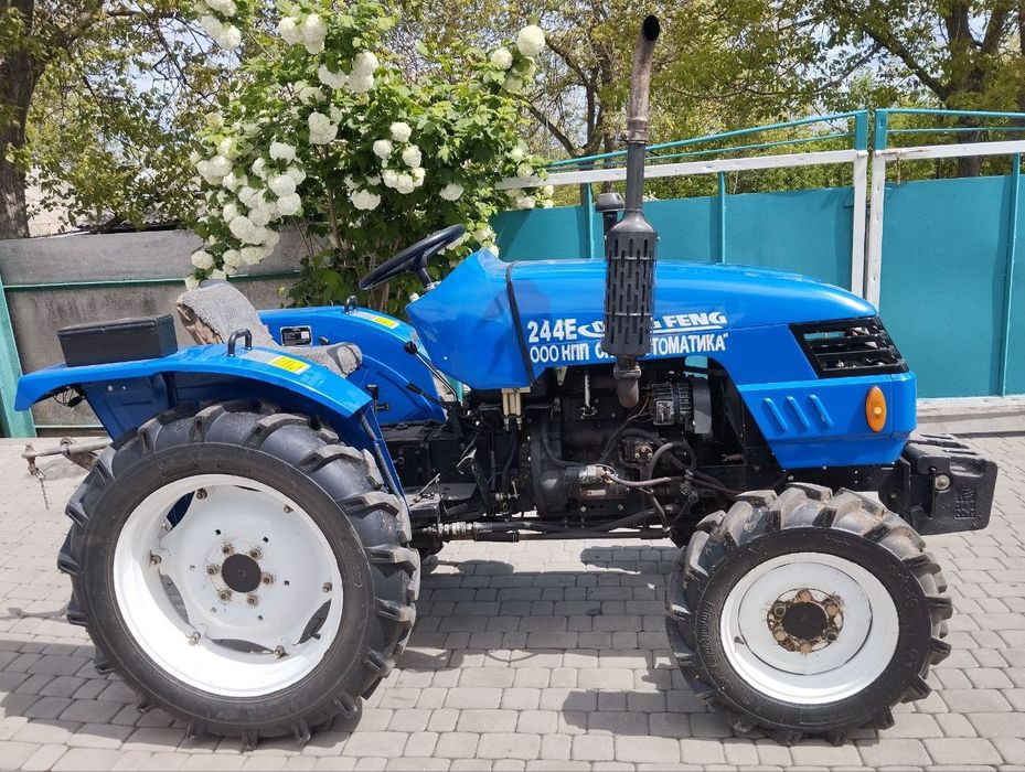 Мінітрактор Dongfeng DF-244Е 2011