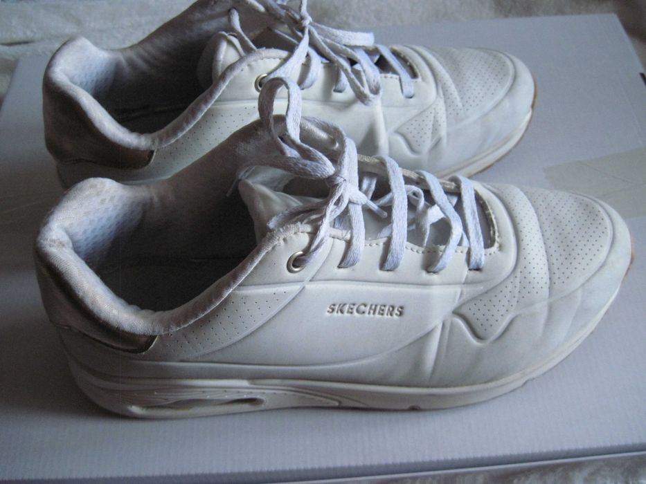 Buty sportowe skechers 44