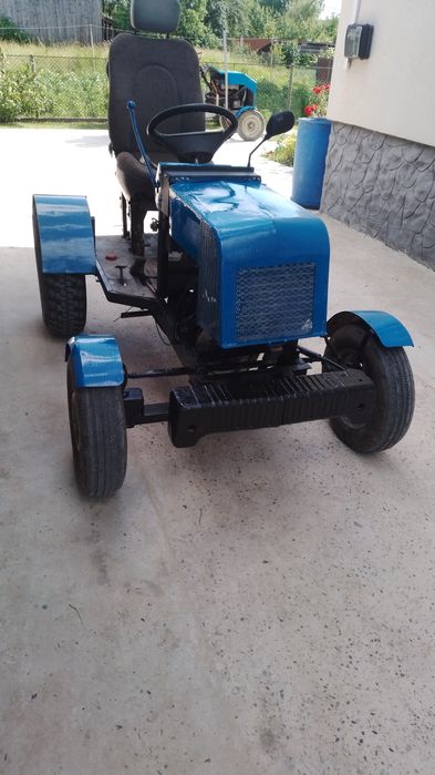 Продам мінітрактор 50000