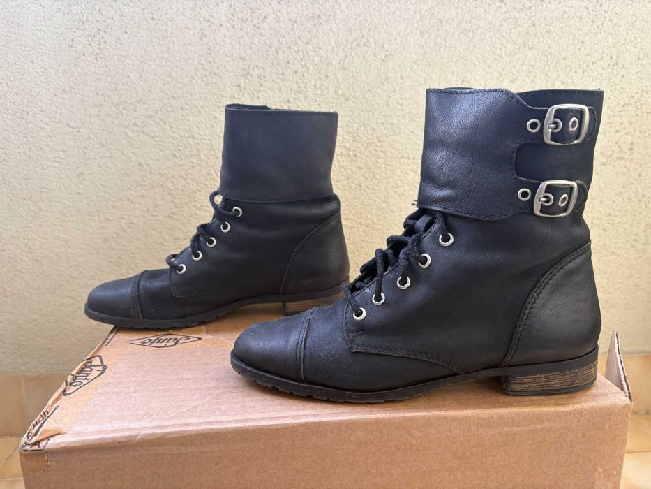 Botas pretas pele Pull & Bear