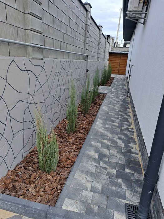 Окремий будинок на Макарова.