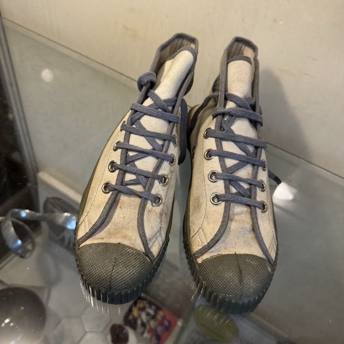 Stare trampki stomil prl r.39 kultowe retro