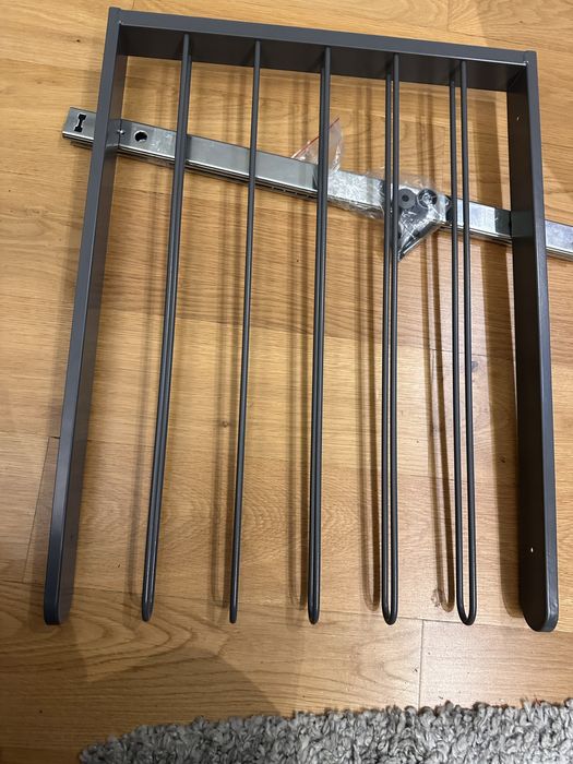 Wieszak na spodnie Ikea pax