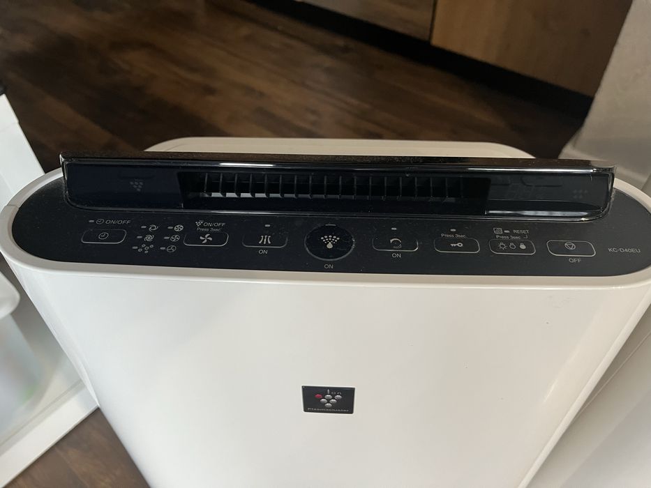 Oczyszczacz powietrza Sharp KC-D40EUW