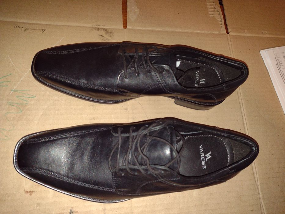 Туфлі Varese, шкіряні, ідеальні, нові, розмір 45(31).