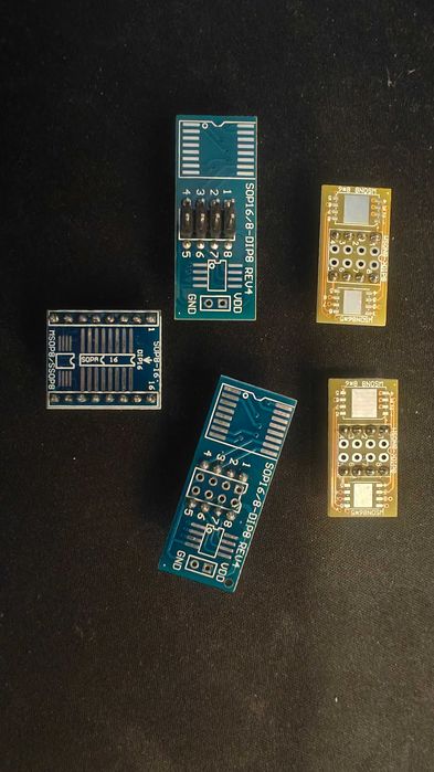 Programator SVOD 4 + Keyboard Extender + Taśmy FFC + Zestaw adapterów ZIF / PLCC + Płytki montażowe PCB (Stan idealny)