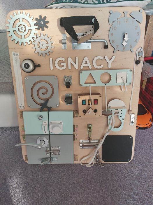 Tablica manipulacyjna Woobiboo Ignacy