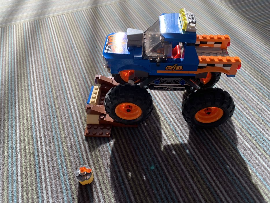 Конструктор LEGO City 60180